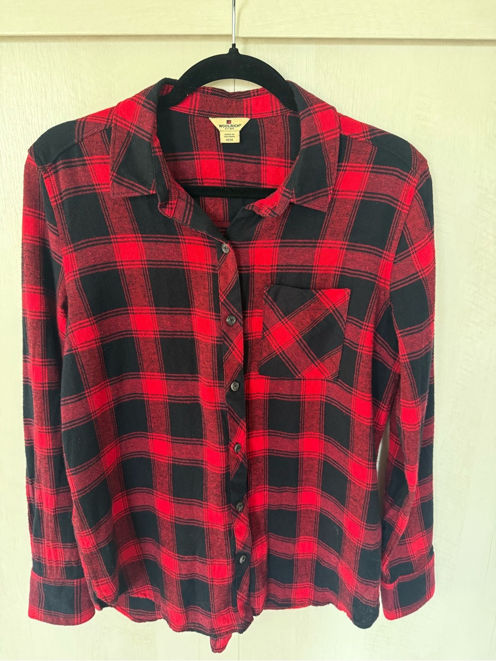 Woolrich Women’s Red & Black Buffalo Plaid Button-Down Flannel M